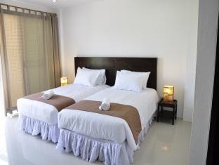 Baan Oui Phuket Guest House Nai Harn Экстерьер фото